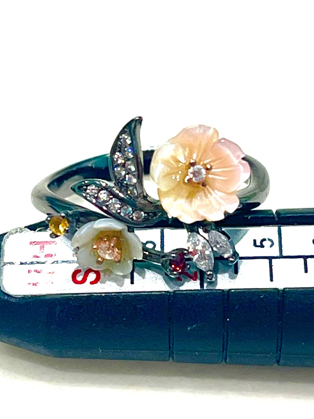 Gem & Mother-of-Pearl Ring
